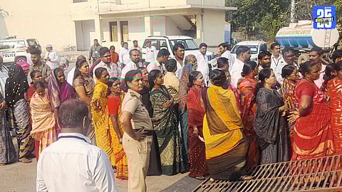 19 EVMs Replaced in Solapur as Buttons Fail to Respond; Tension at Polling Booth