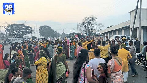 Traditional Pardya Bharne Ritual
