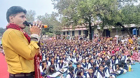 वडगाव निंबाळकर येथे प्रबोधनात्मक व्याख्यान