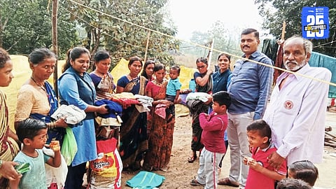 Students visited the makeshift huts of sugarcane-cutting labourers and extended essential support