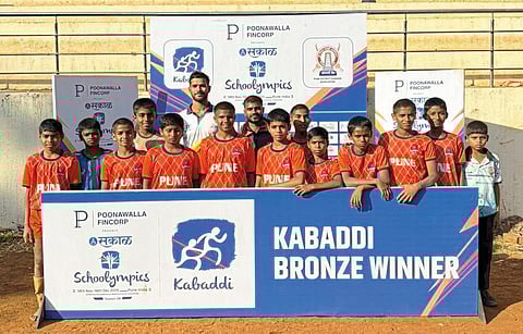 आर्यन्स वर्ल्डकडून जेतेपदाची ‘अव्वल पकड’