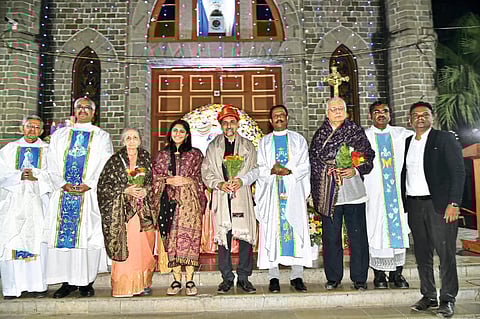 सिटी चर्चच्या वतीने
पेशव्यांच्या वंशजांचा सन्मान