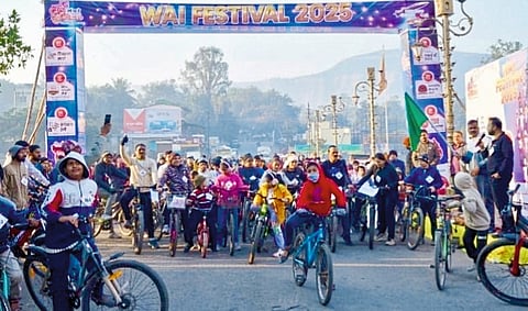 वाई:-वाई फेस्टीव्हल २०२५ अंतर्गत शहीद जवानांच्या स्मरणार्थ सायकल रॅलीस उस्फुर्त प्रतिसाद.