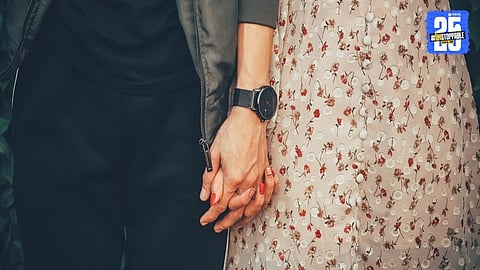 Lover caught talking to girlfriend beaten in Kolhapur