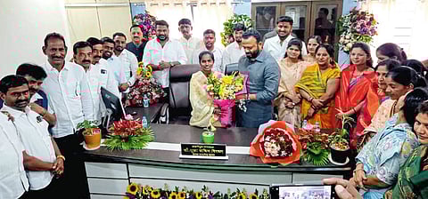 म्हसवड नगरीच्या विकास कामास जो जो शब्द दिला ता पुर्ण करे - ,जयकुमार गोरे