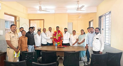 नीरा नरसिंहपूर येथील
पोलिस ठाण्याचे काम सुरू