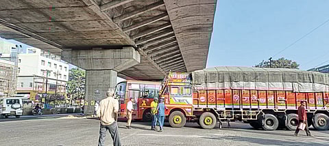 मलकापूर मध्ये वाहतूक जाम