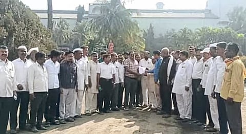 दामाजी कारखान्याचे नोव्हेंबरचे 2800 बँकेत वर्ग :- अध्यक्ष पाटील