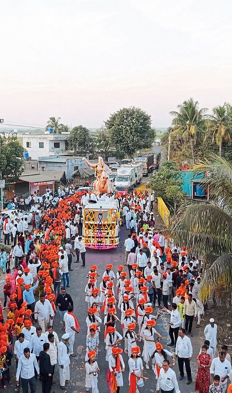 वडगाव रासाईत शिवरायांचा ४२ फूट उंच पुतळा