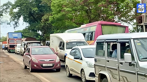 Traffic Jams and Poor Roads Harm Tourism in Raigad