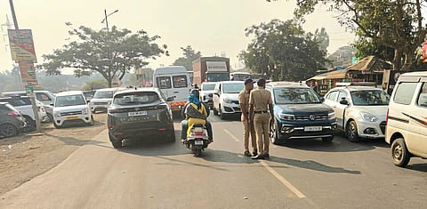 लोणावळ्यात पर्यटकांचा ओघ सुरूच
