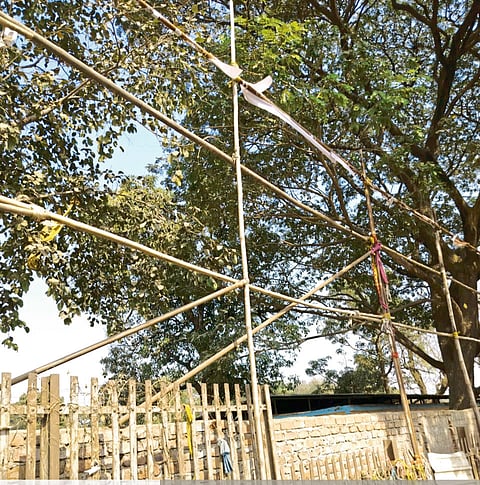 तळेगाव दाभाडे शहरातील
अनधिकृत फ्लेक्स, बॅनरवर कारवाई