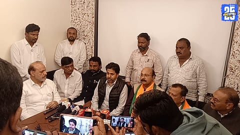 Mahayuti Resolves Seat Sharing for Akola Civic Polls