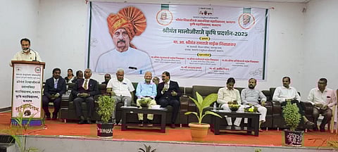 फलटण - कृषी प्रदर्शन समारोप बातमी