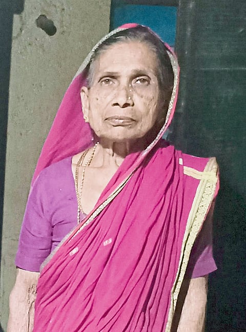 सहवेदना कुसुम धेडे यांचे निधन