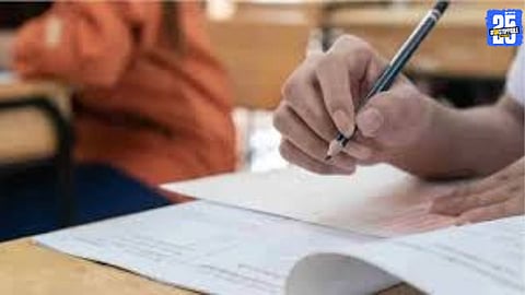 Aspiring teachers protesting against recruitment decisions following the TET exam irregularities.