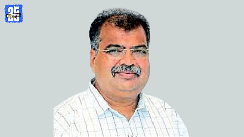 BJP state president Ravindra Chavan addresses party workers