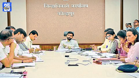 Kolhapur Collector Amol Yedge chairs district-level review meeting on sugarcane workers’ welfare.