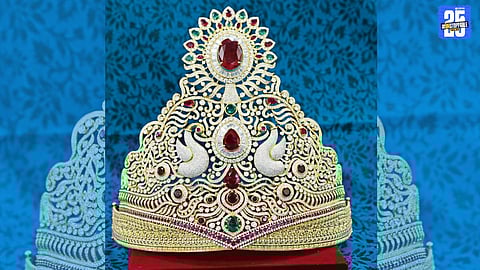 Rare Offering at Shirdi: Haryana Devotees Present Ornate Gold Crown to Sai Baba