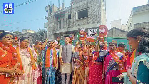 MLA Suresh Khade inaugurating the BJP election campaign in Miraj city.