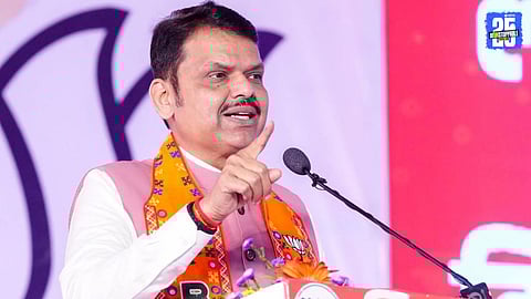 Devendra Fadnavis Pays Tribute to Vilasrao Deshmukh