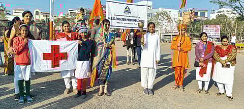 ‘युवा चेतना दौड’ला
सासवडकरांचा प्रतिसाद