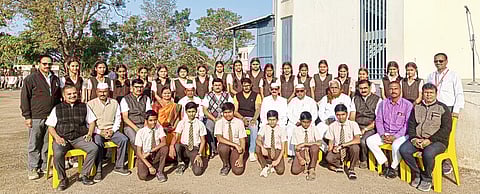 चैतन्य विद्यालयाचे चित्रकला स्पर्धेत यश