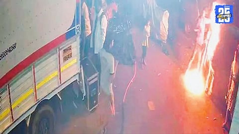 CCTV Captures Mumbai Man Attacking Paan Shop Owner Over Rs 35 Credit