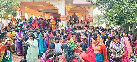 ‘सई सई ओवसा, सीतेचा ओवसा...’