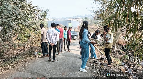 चाकणच्या विद्यार्थ्यांचे लादवडला श्रमशिबिर