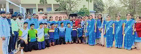 महूद येथील जिल्हास्तरीय व्हॉलीबॉल स्पर्धेत लातूर संघ विजेता