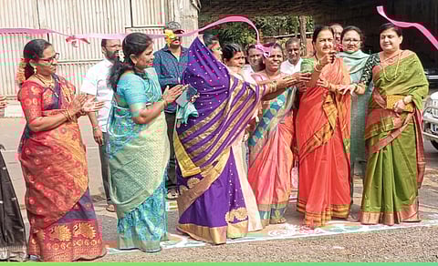 गट नंबर दोन येथील शाळेत बाल आनंदी मेळावा उत्साहात