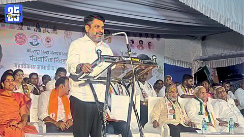 MVA leaders addressing supporters during campaign launch at Narsinhwadi in Kolhapur district.