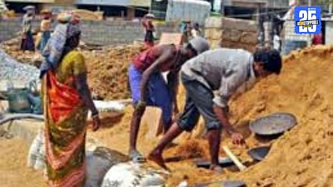 Police Register Case After Contractor Cheats 28 Labourers in Parbhani