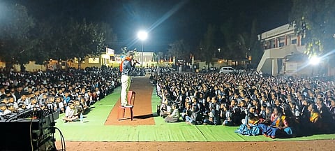 आई बापासाठी वेळ द्या- प्रा. हंकारे