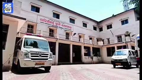 Pregnant women waiting for sonography services at municipal hospital amid service shutdown.