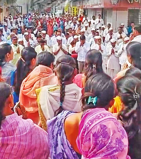 दादांच्या अकाली जाण्याने खेड तालुक्याचे नुकसान