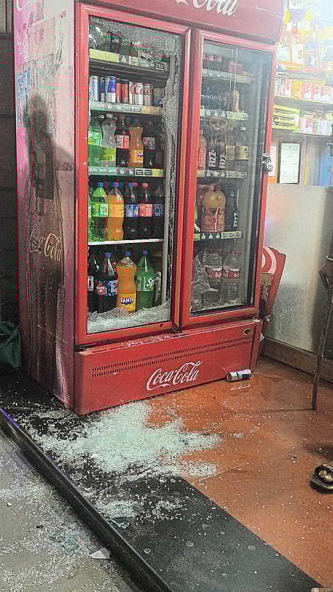 घोरपडीत सहा दुकाने फोडली