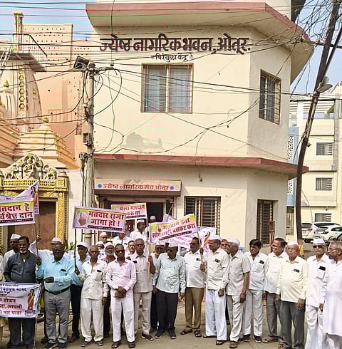 ज्येष्ठ नागरिक संघाकडून
ओतूर येथे मतदार जागृती