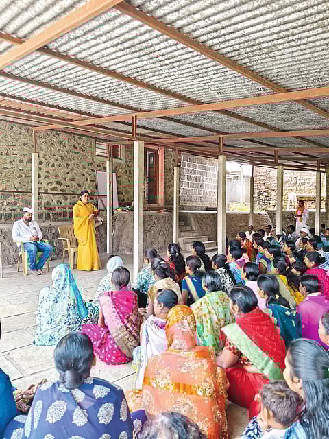 कोपर्डे हवेली : अपक्षांच्या गावभेटीला उत्स्फूर्त प्रतिसाद....