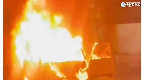Major Mishap Averted After Car Bursts Into Flames in Busy Phaltan Locality