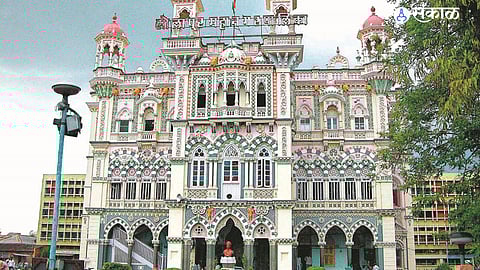 Solapur Municipal Corporation building symbolising the transition from administration to elected representatives.