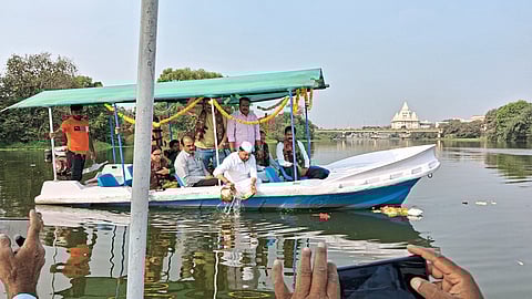 देहूत अजित पवार यांच्या अस्थिकलशाचे विसर्जन