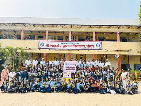 ओतूरच्या विद्यालयात स्वच्छता, आरोग्यावर मार्गदर्शन