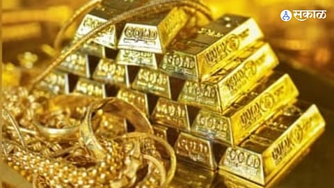 Rising gold prices have increased the financial burden on sugarcane farmers during wedding season.