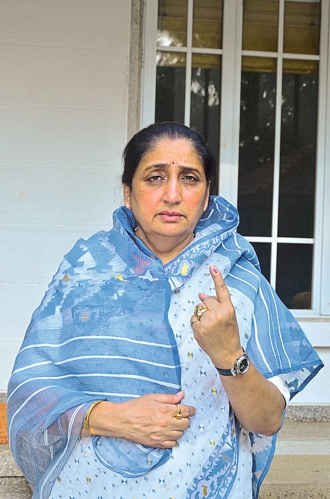 सुनेत्रा पवार यांनी पाळला
अजित पवार यांचा शिरस्ता