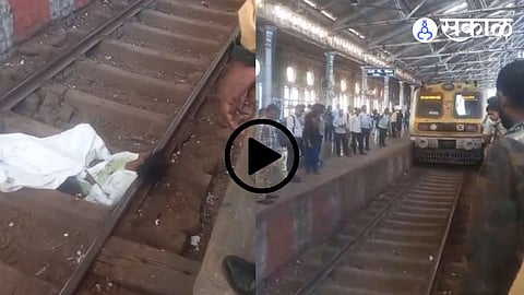 Man Sleep On Railway Track