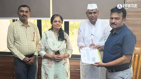 Farmer News: शेतकरी आत्महत्या रोखण्यासाठीच्या विशेष कृती दलासोबत शेतकरी कृती समितीचे एसबी पाटील यांची चर्चा