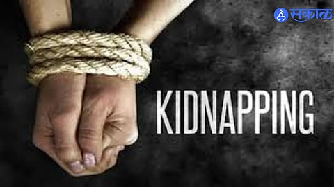 Satara Police investigating the fake kidnapping case that shocked the district.