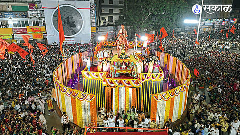 Women and young girls dressed as Rajmata Jijau during the grand Shiv Janmotsav cradle ceremony in Solapur.